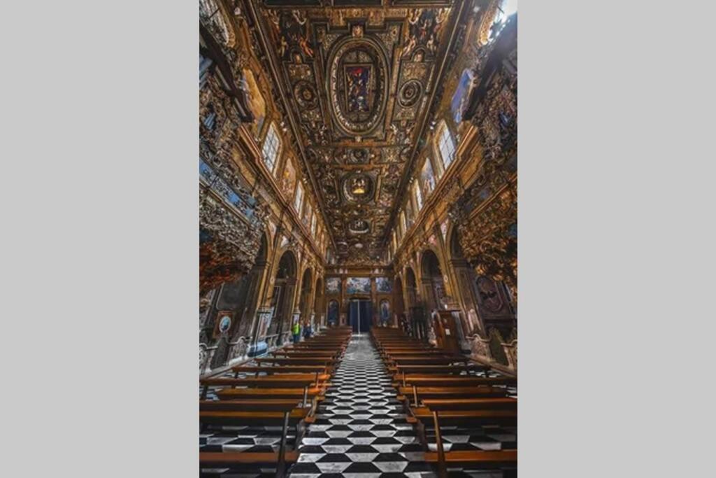 Napoli Centro Storico Un Passo Da San Gennaro Appartement Buitenkant foto