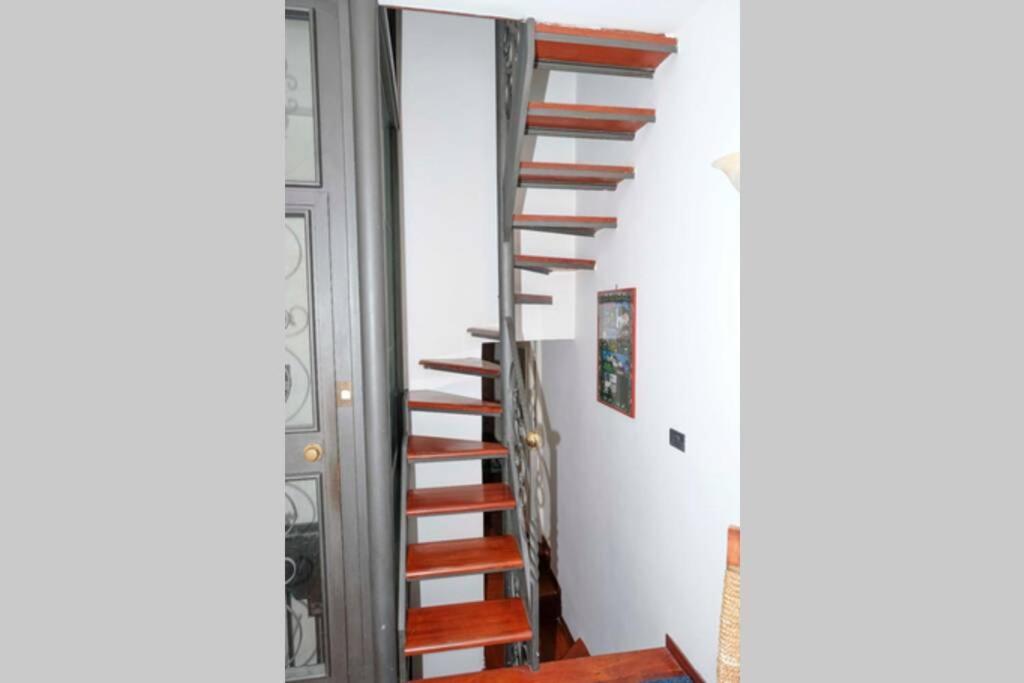 Napoli Centro Storico Un Passo Da San Gennaro Appartement Buitenkant foto